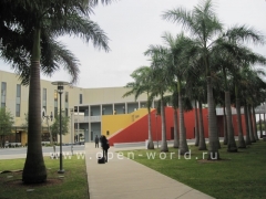 Florida International University, Miami (10)