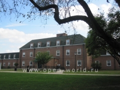 Long Island University, CW Post, New York (12)